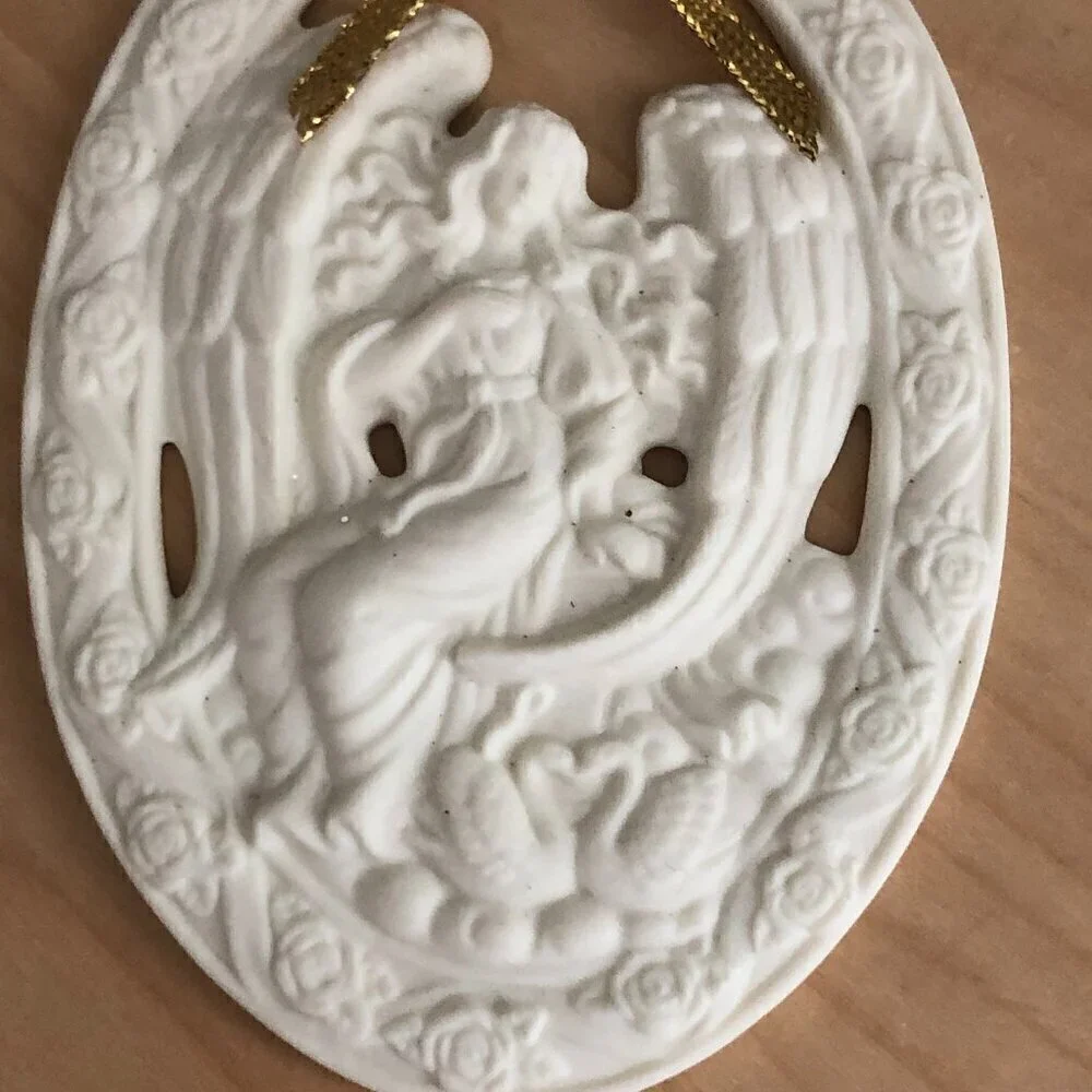 Vintage Y2K 2003 PartyLite Angel of Love Ivory Bisque Porcelain Angel Ornament